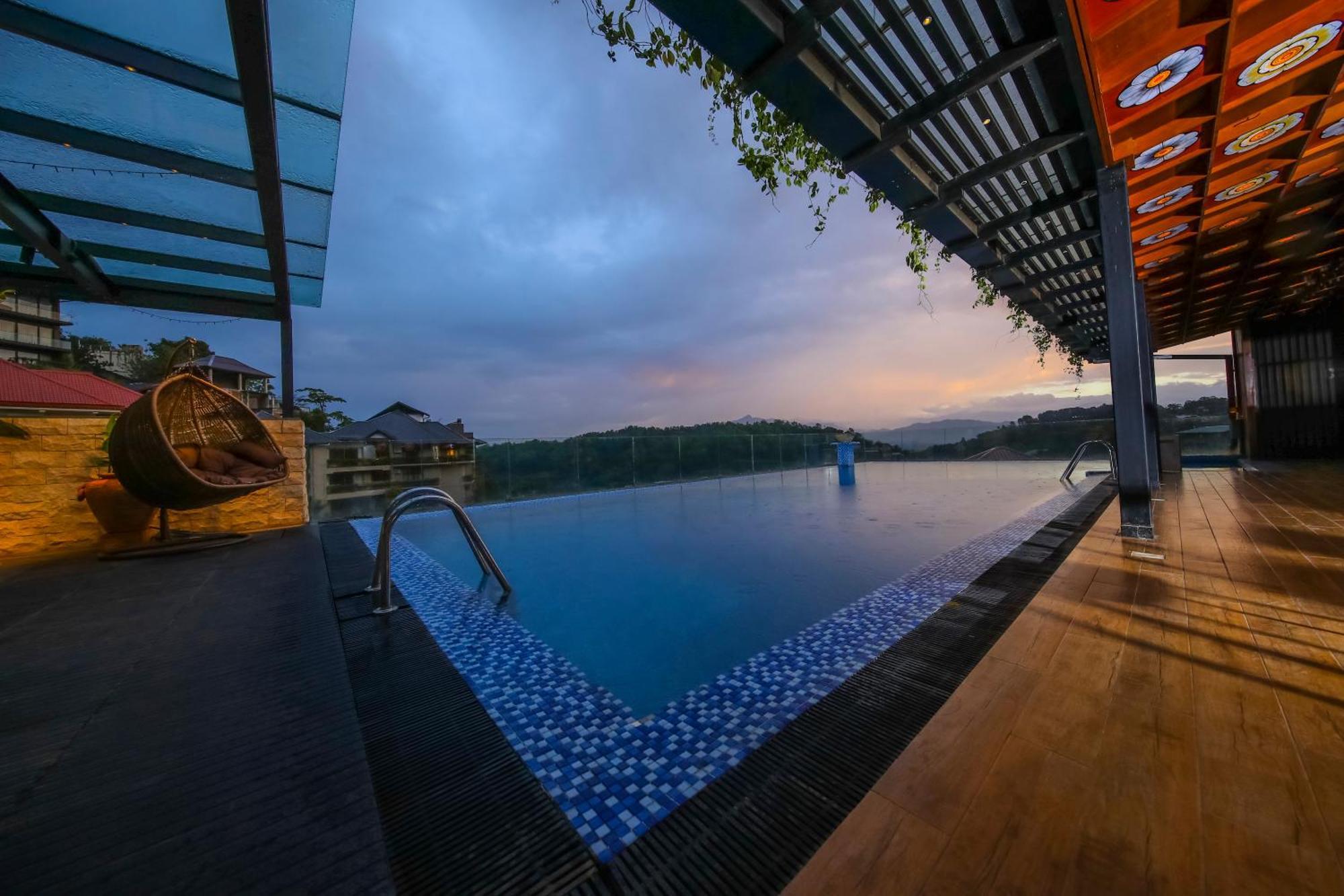 Serene Kandy Exterior foto